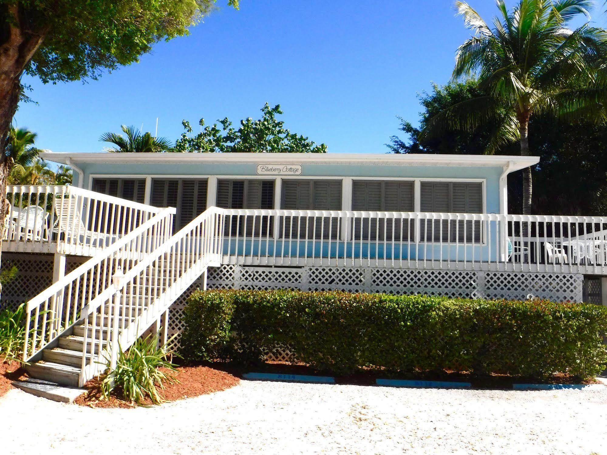 Waterside Inn On The Beach Санибел Екстериор снимка