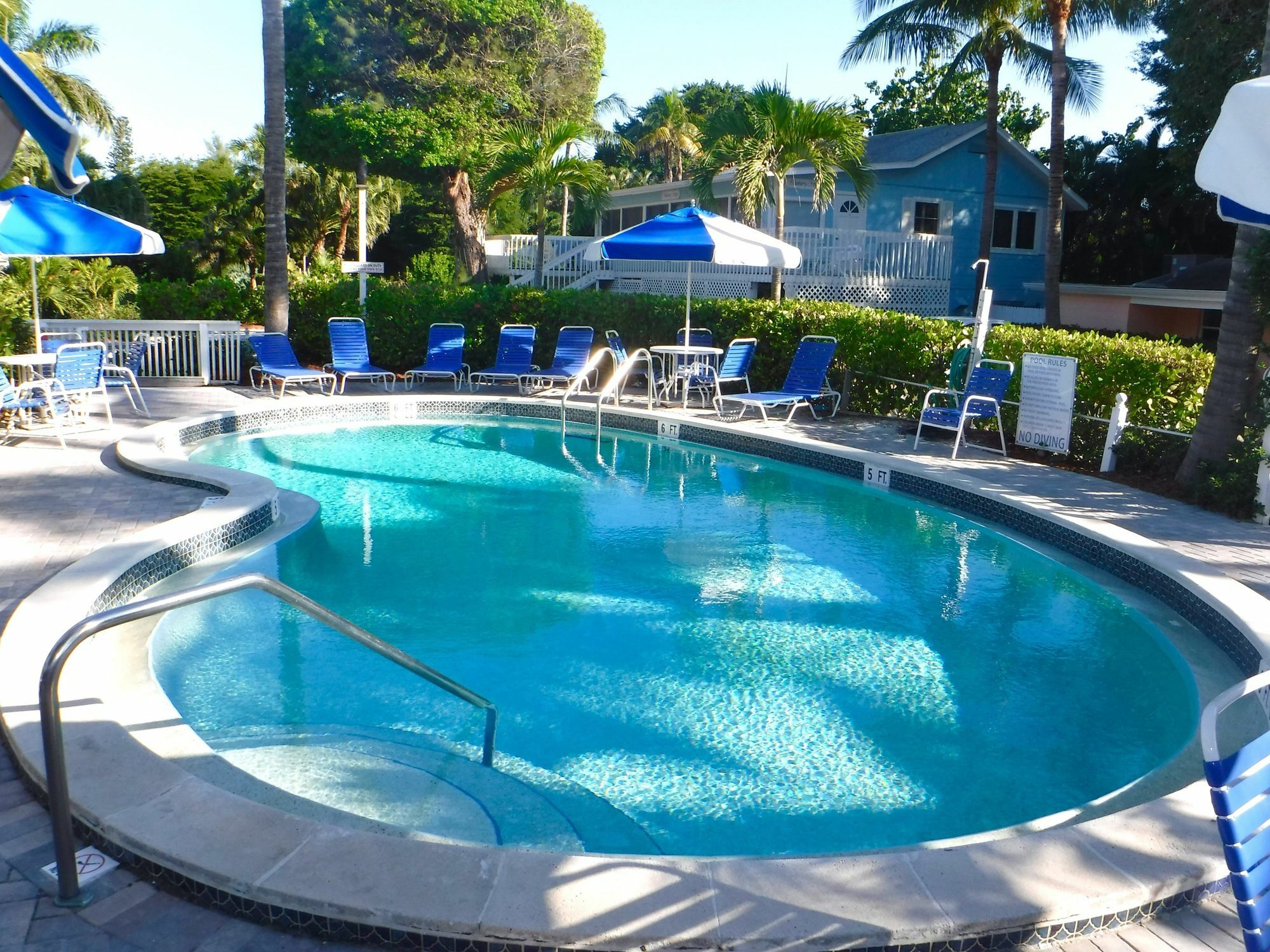 Waterside Inn On The Beach Санибел Екстериор снимка